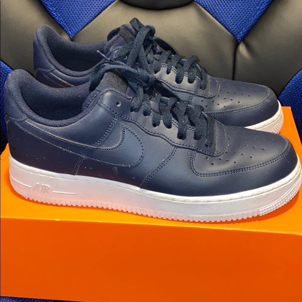 Nike Air Force 1’s Navy blue